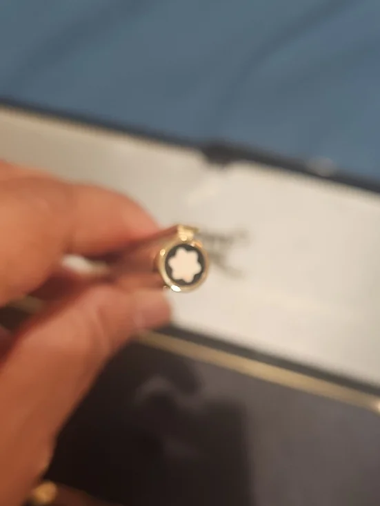 MONT BLANC Classique Ballpoint Pen Gold - Picture 4 of 8